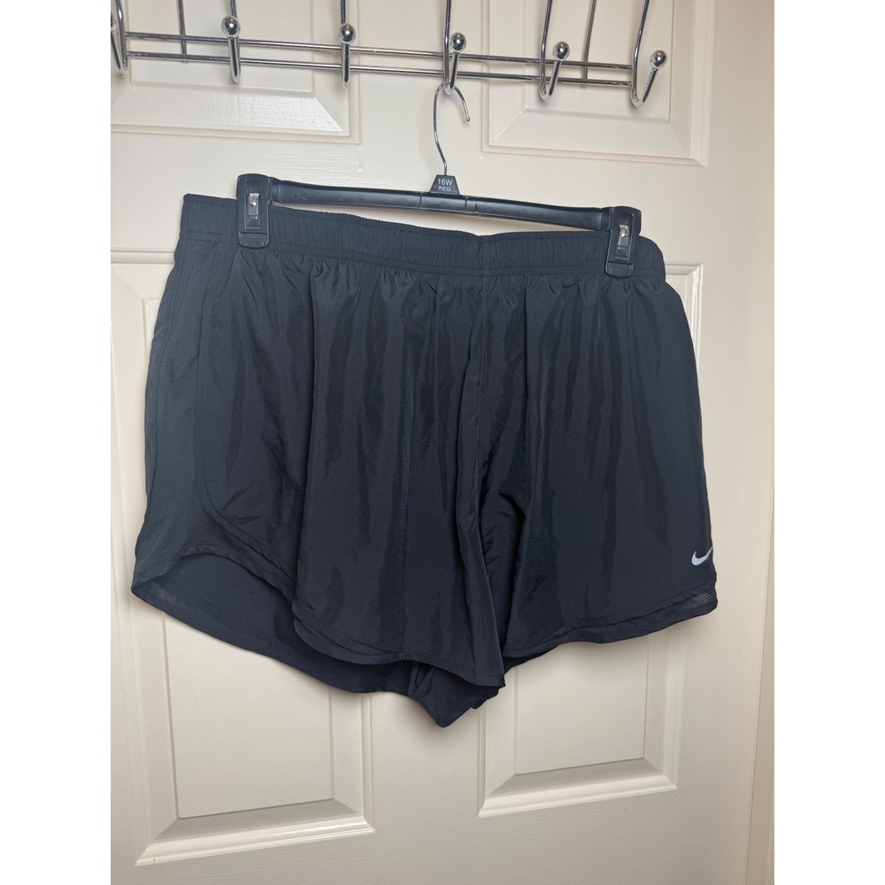 Nike Dri-FIT Tempo Running Shorts Black Women's 2X